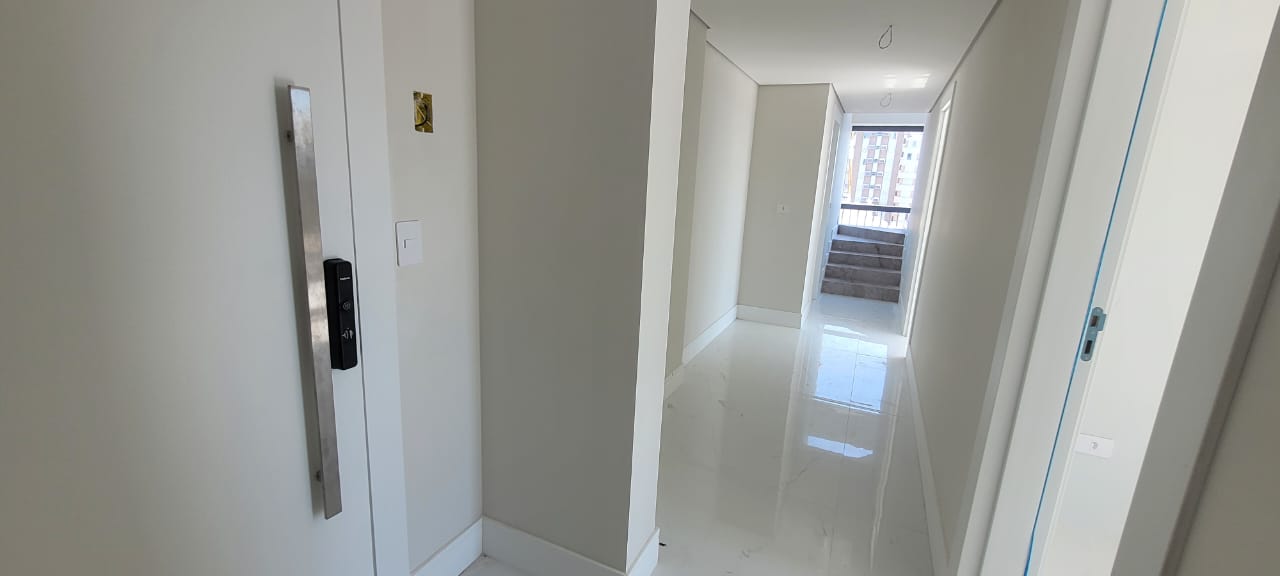 Apartamento 3 Suites, Duplex com Piscina a venda em Caioba, Matinhos - PR, Valor de Venda R$ 3.993.680,00