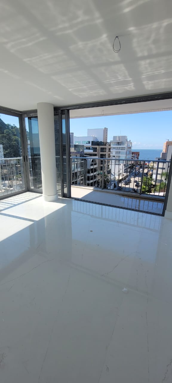 Apartamento 3 Suites, Duplex com Piscina a venda em Caioba, Matinhos - PR, Valor de Venda R$ 3.993.680,00