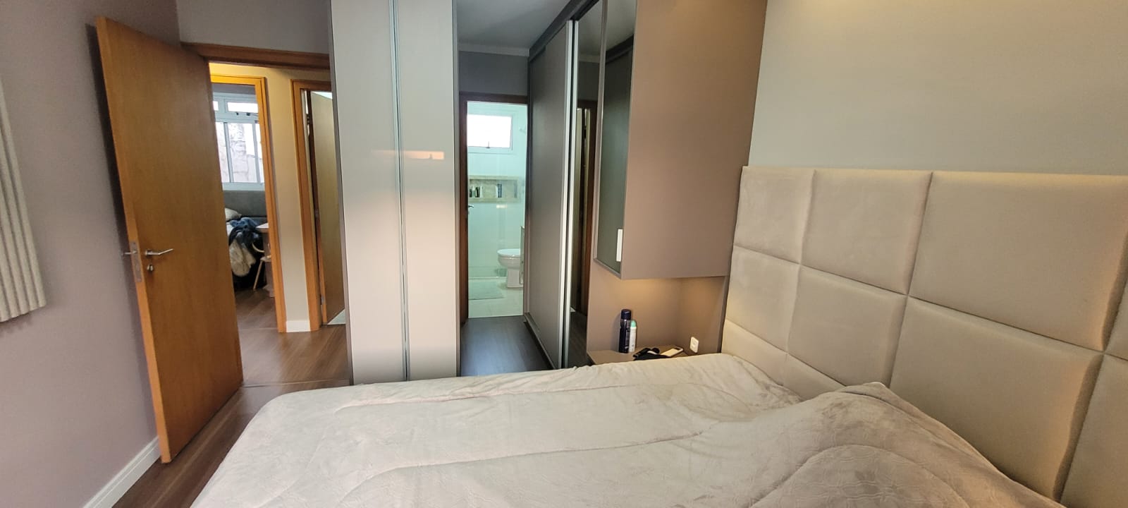 Sobrado 3 quartos sendo 1 suite a venda no bairro Novo Mundo, Curitiba - PR. Valor de Venda R$ 580.000,00