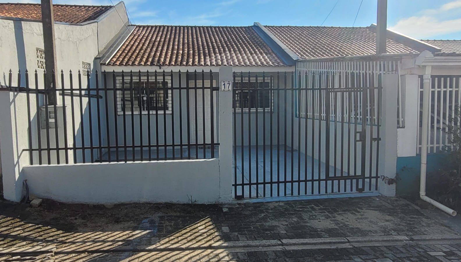 Casa 2 quartos para venda no Estados, Fazenda Rio Grande-PR. Avaliado em R$ 280.000,00 sendo vendido por R$ 250.000,00