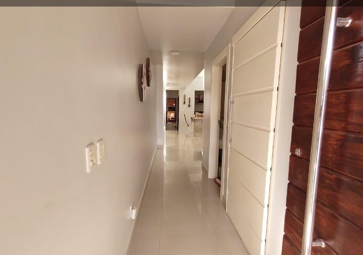  CASA DUPLEX Á VENDA NO CONDOMÍNIO  BELVEDERE 1