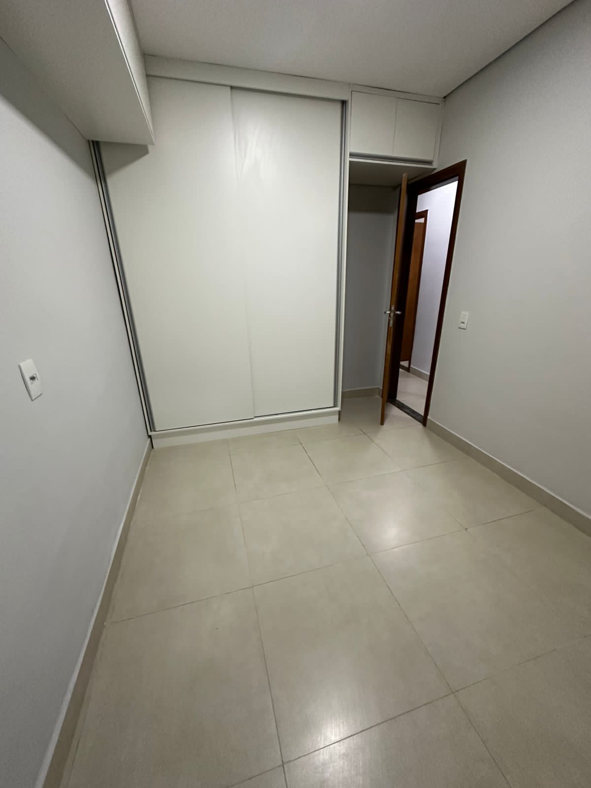 CASA 3/4 EM CONDOMÍNIO/BRISAS DA CHAPADA.