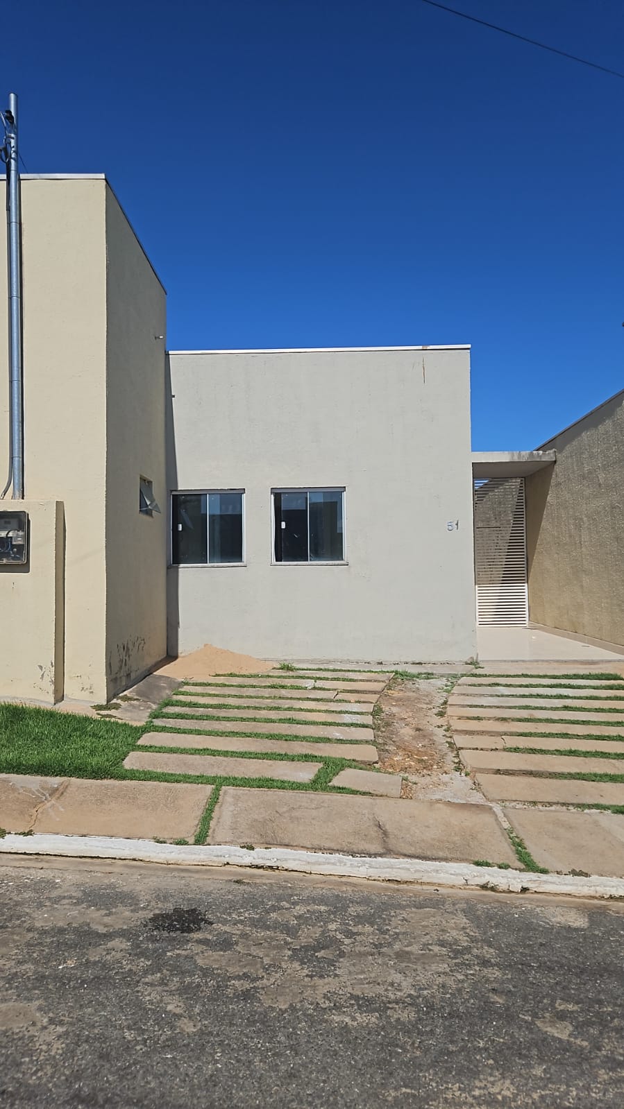 CASA 3/4 EM CONDOMÍNIO/BRISAS DA CHAPADA.