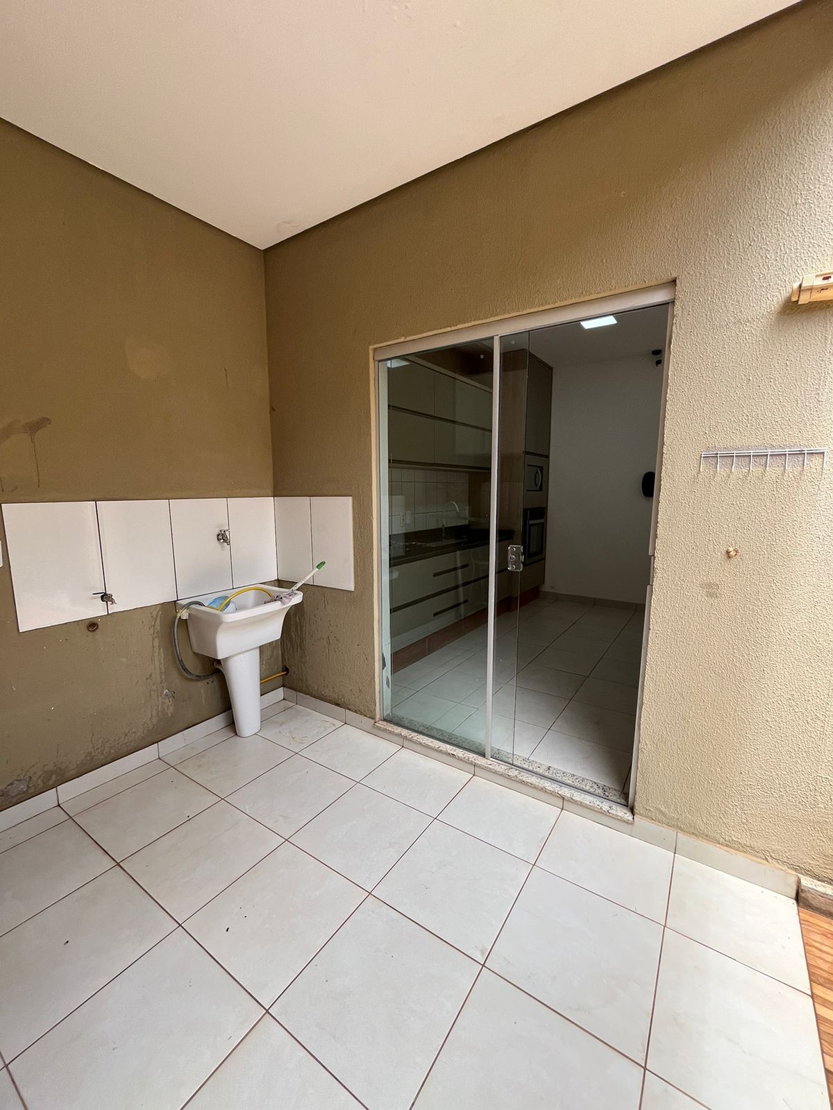 Sobrado em Condomínio 003/04