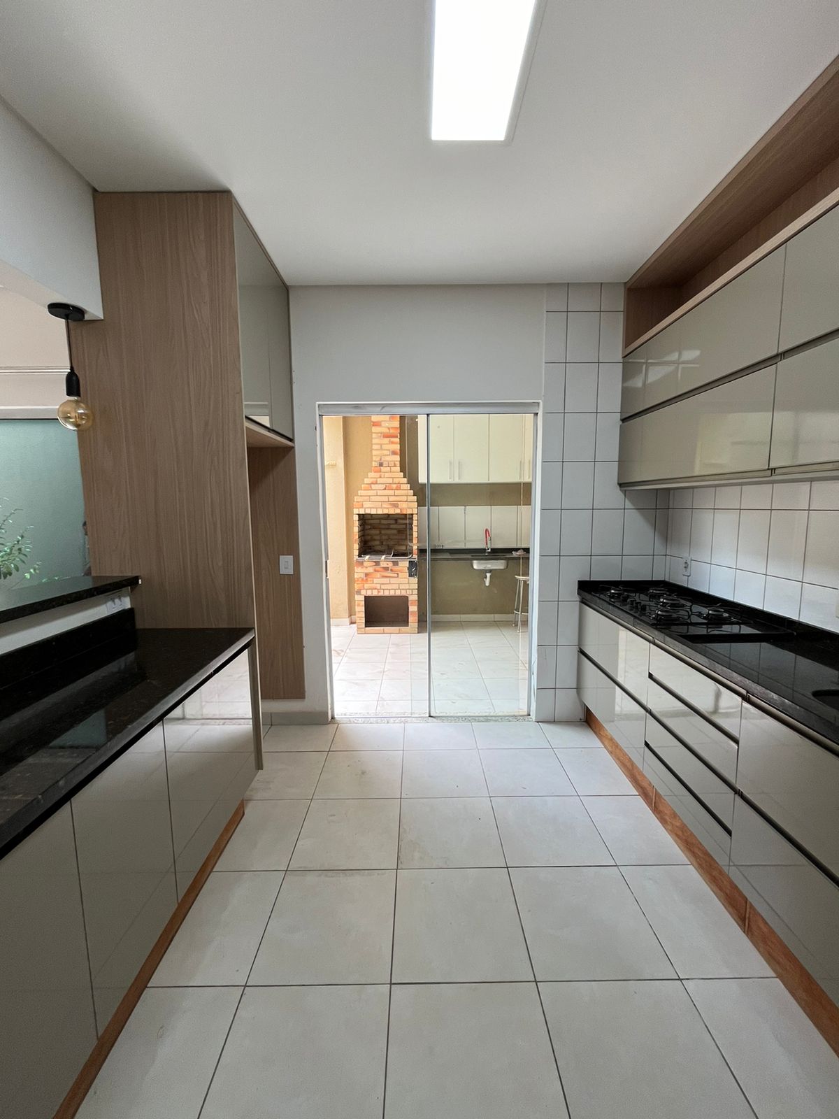 Sobrado em Condomínio 003/04