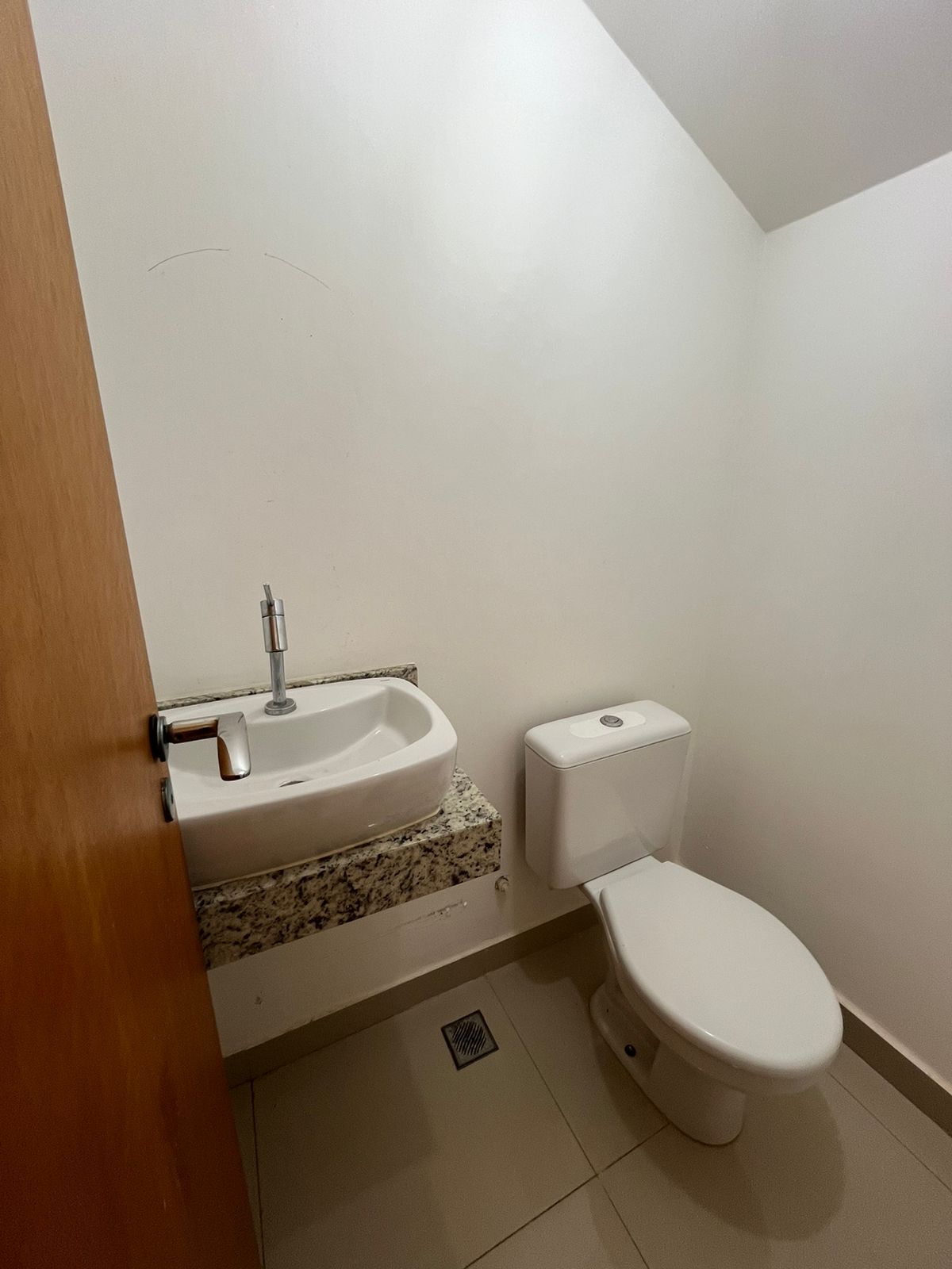 Sobrado em Condomínio 003/04