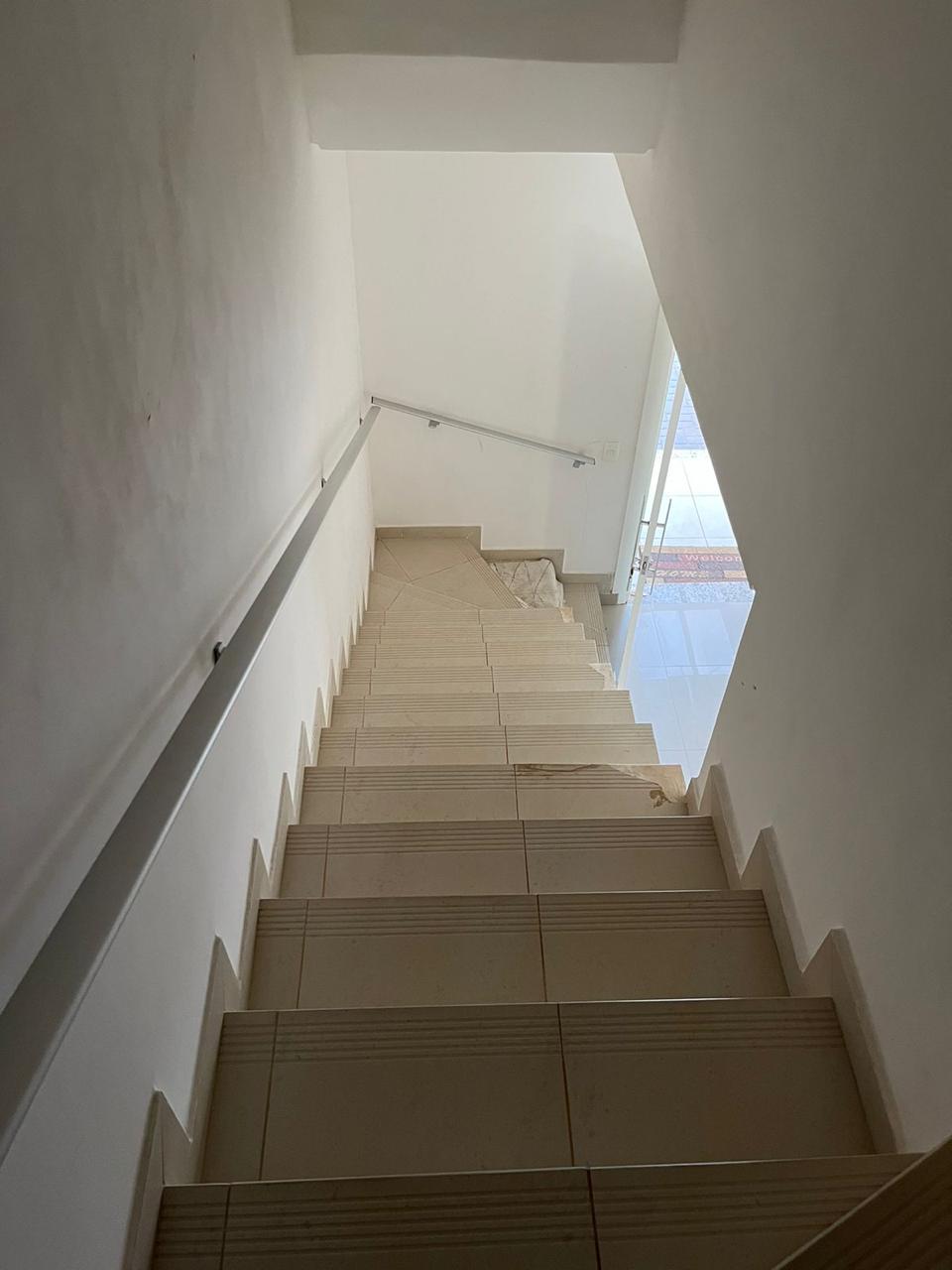 Sobrado em Condomínio 003/04