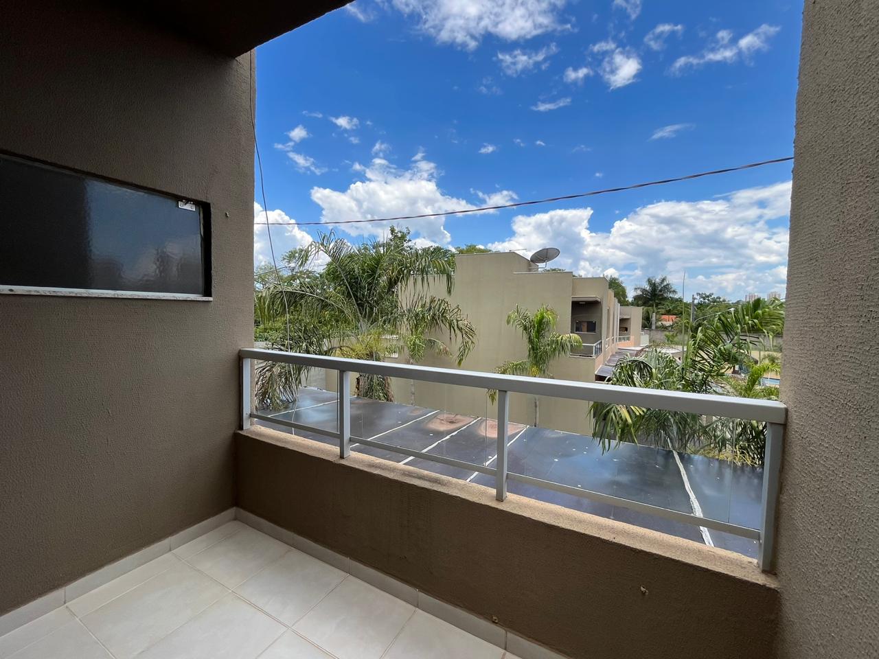 Sobrado em Condomínio 003/04