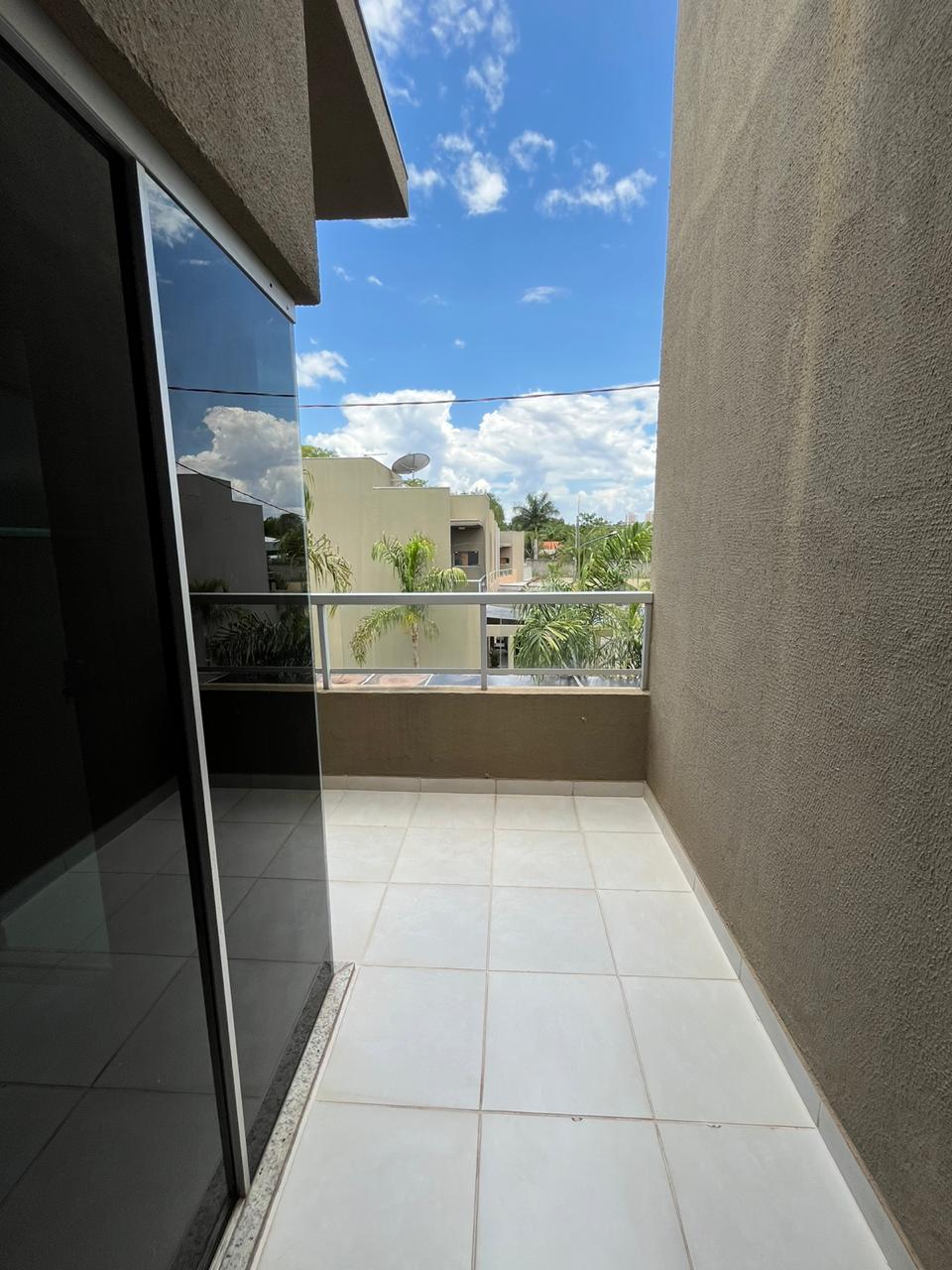 Sobrado em Condomínio 003/04