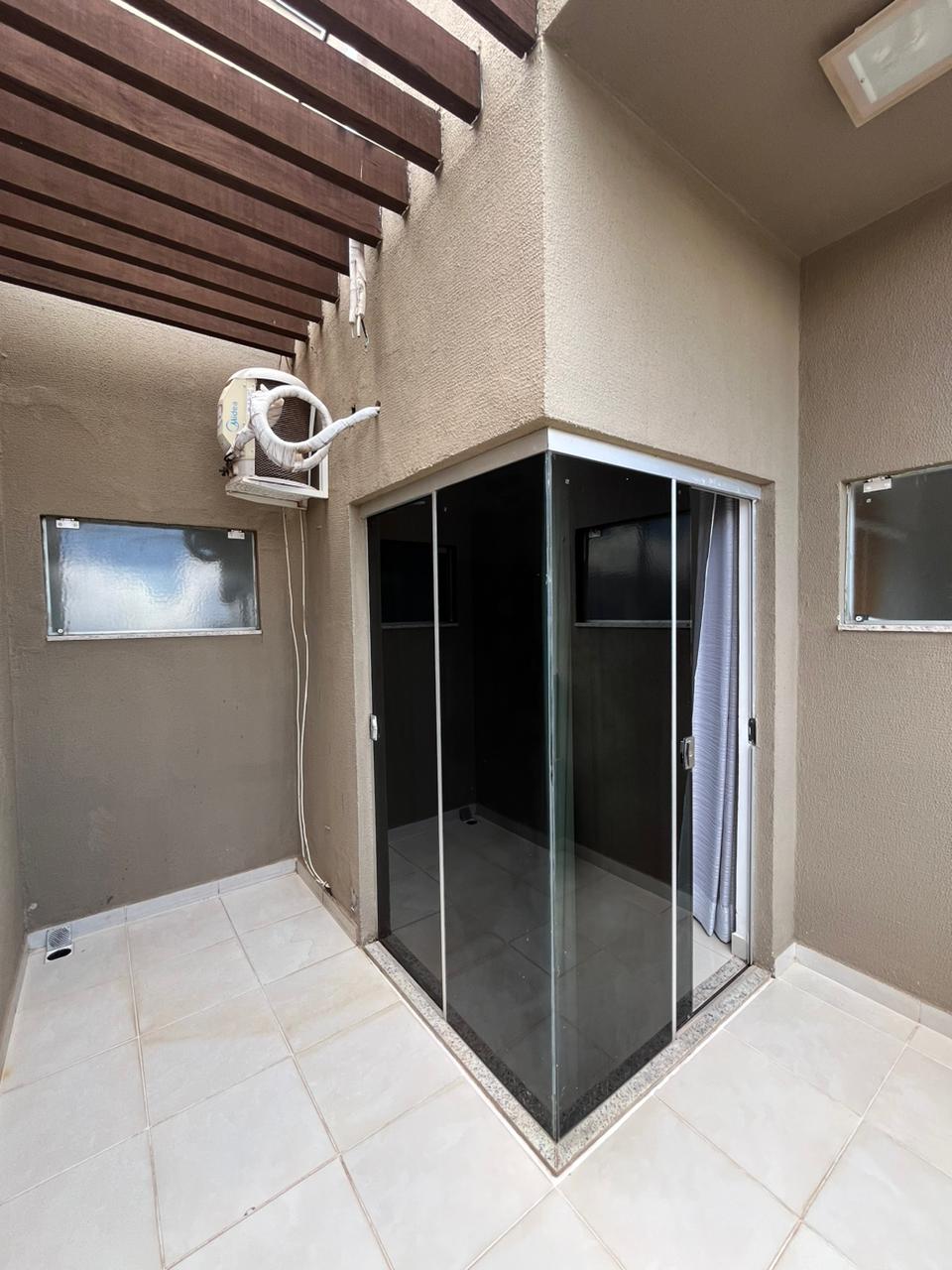 Sobrado em Condomínio 003/04