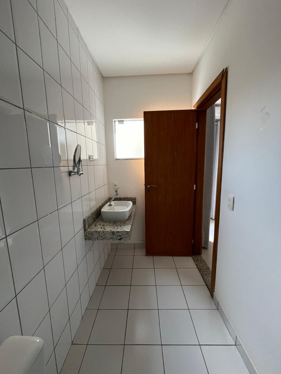 Sobrado em Condomínio 003/04