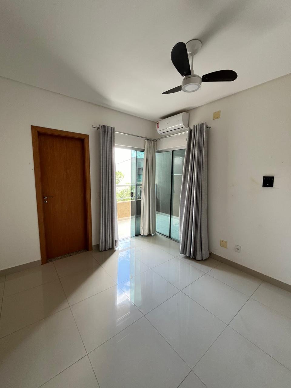 Sobrado em Condomínio 003/04