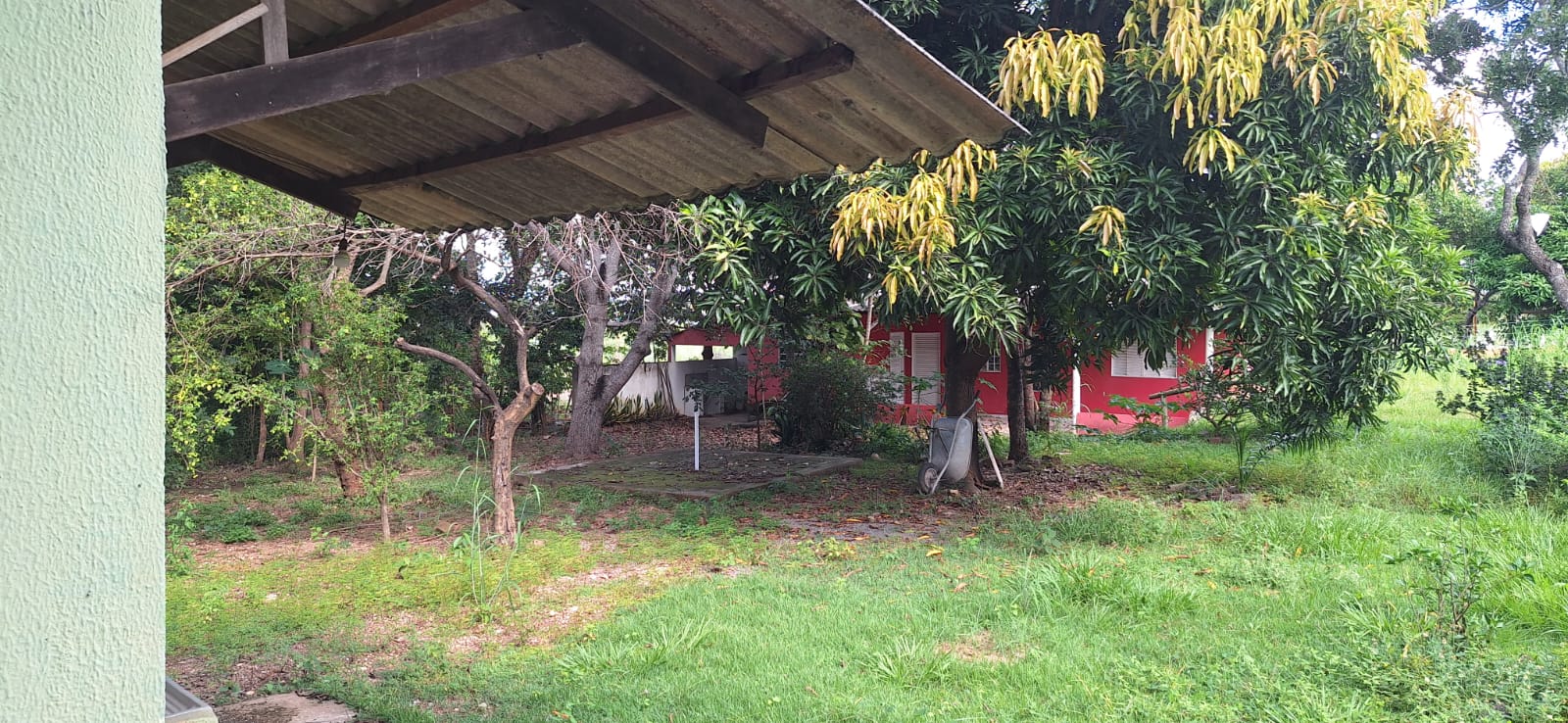 Linda Chácara em Condomínio no Área Rural de Cuiabá em Cuiabá MT