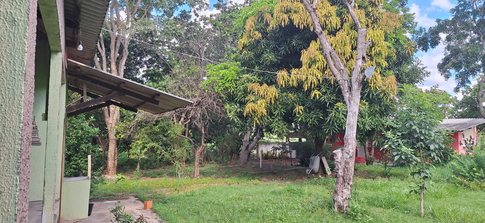 Linda Chácara em Condomínio no Área Rural de Cuiabá em Cuiabá MT