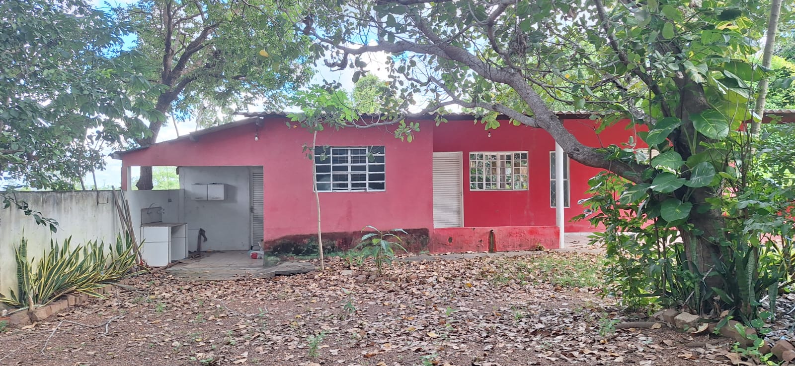 Linda Chácara em Condomínio no Área Rural de Cuiabá em Cuiabá MT