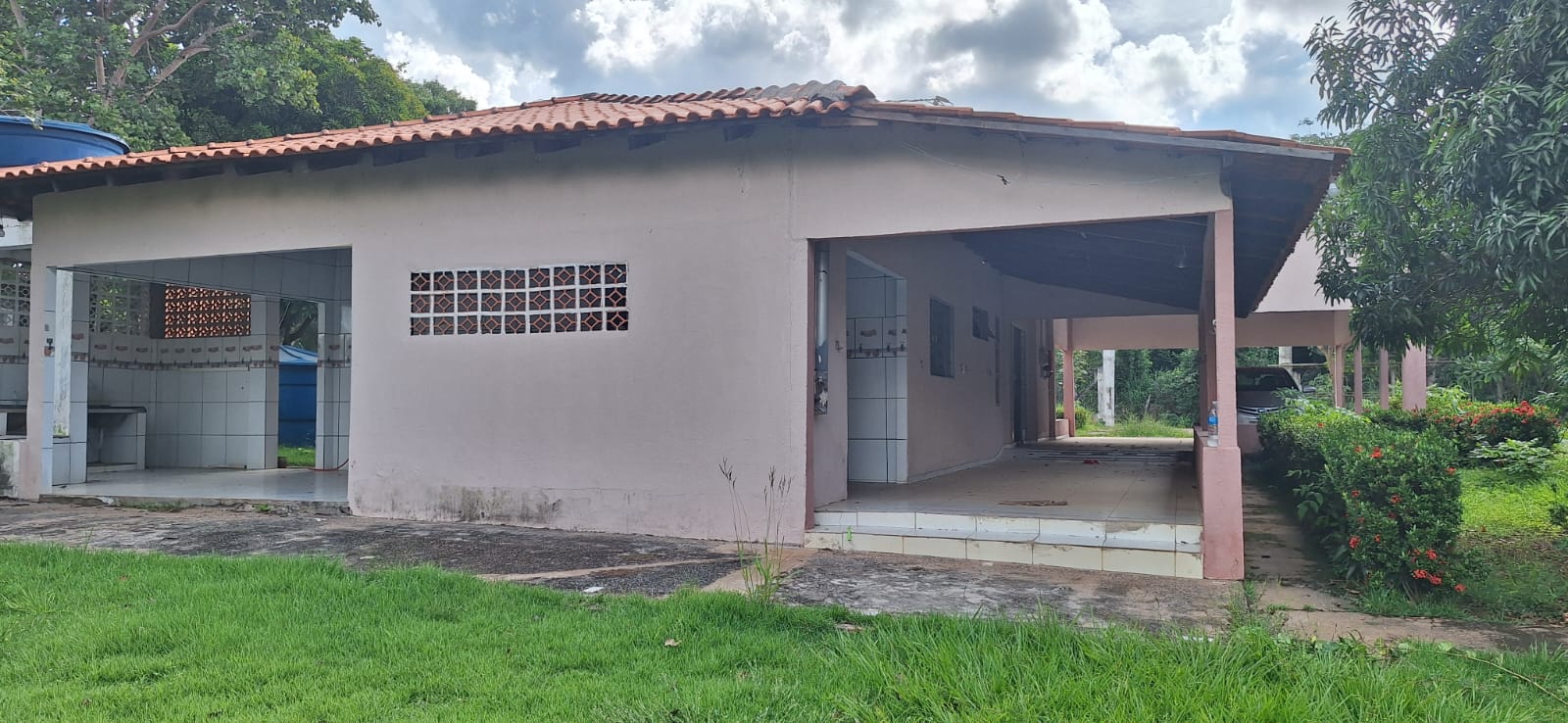 Linda Chácara em Condomínio no Área Rural de Cuiabá em Cuiabá MT