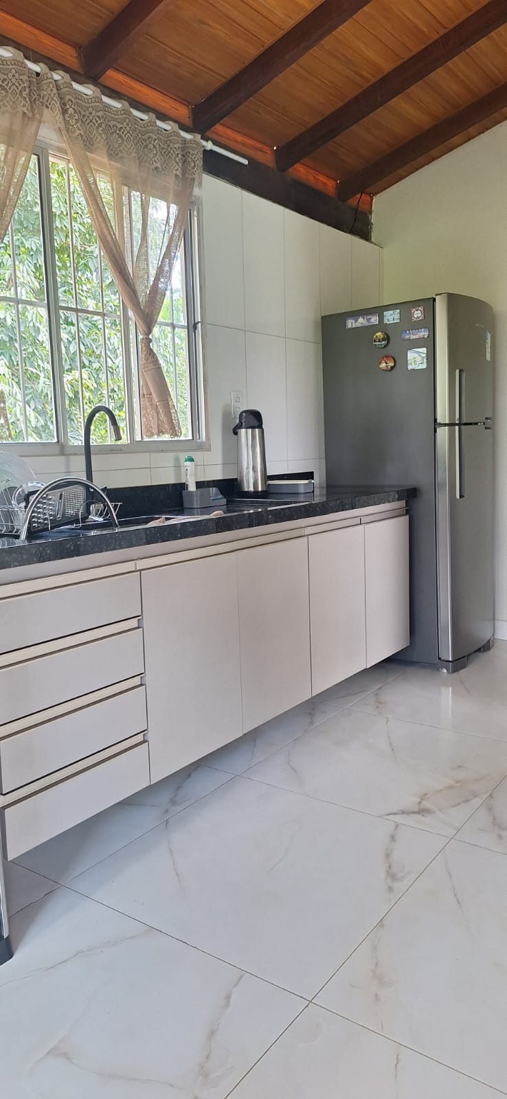 Aconchegante Chácara  à 28km  de Cuiabá -  MT