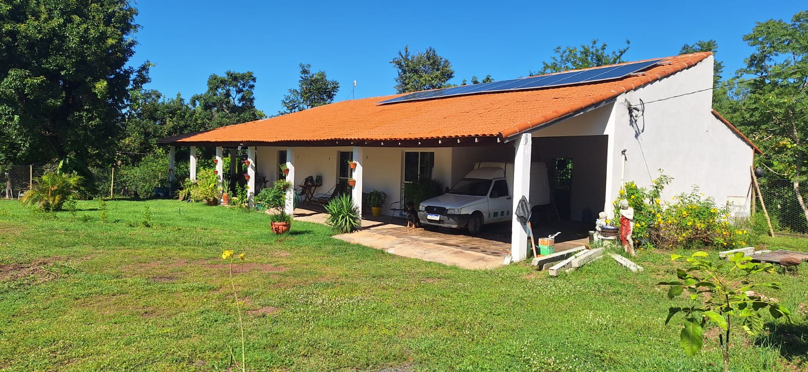 Aconchegante Chácara  à 28km  de Cuiabá -  MT