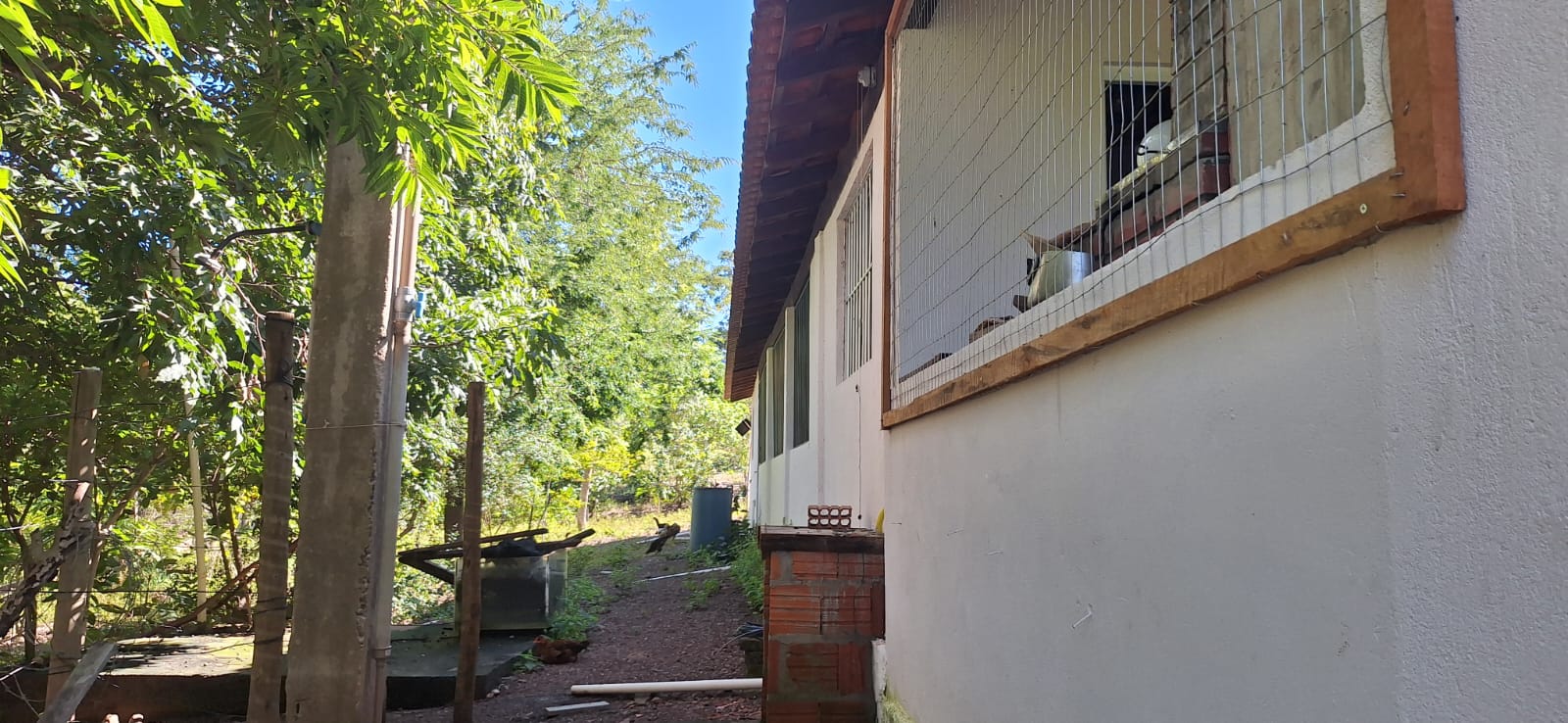 Aconchegante Chácara  à 28km  de Cuiabá -  MT