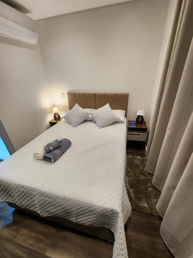 Studio Mobiliado Novo na República, São Paulo - 22 m², Pronto para Morar ou Investir