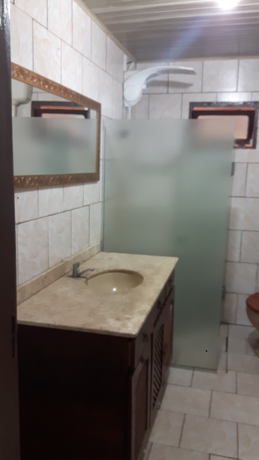 Casa e Galpão - Localização Estratégica