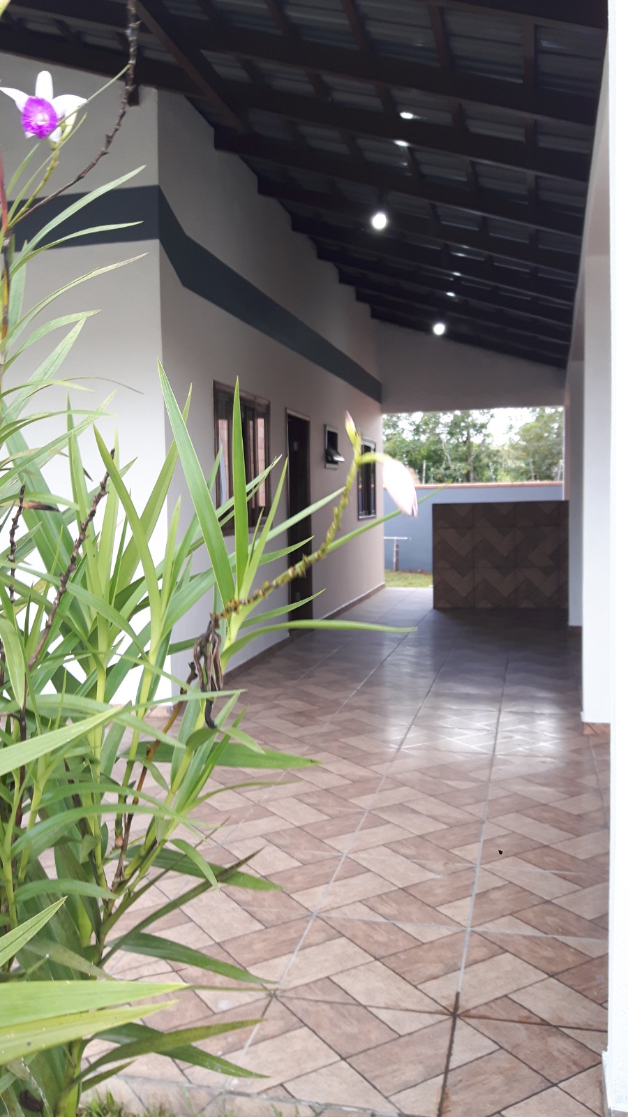 Casa e Galpão - Localização Estratégica