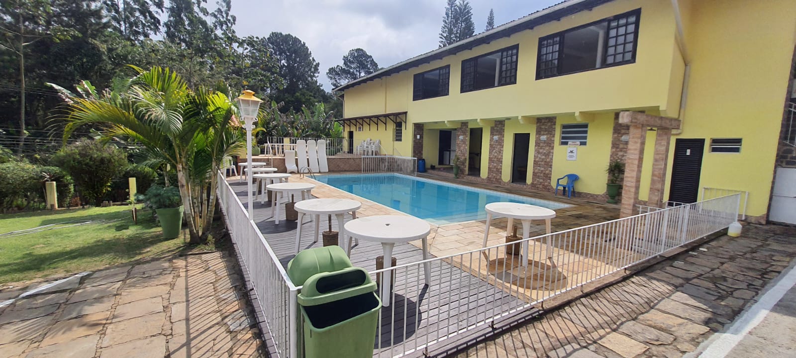POUSADA, COM EXCLUSIVIDADE, RUA BRUNO LUCCI, VILA SUÍÇA, MIGUEL PEREIRA/RJ.  