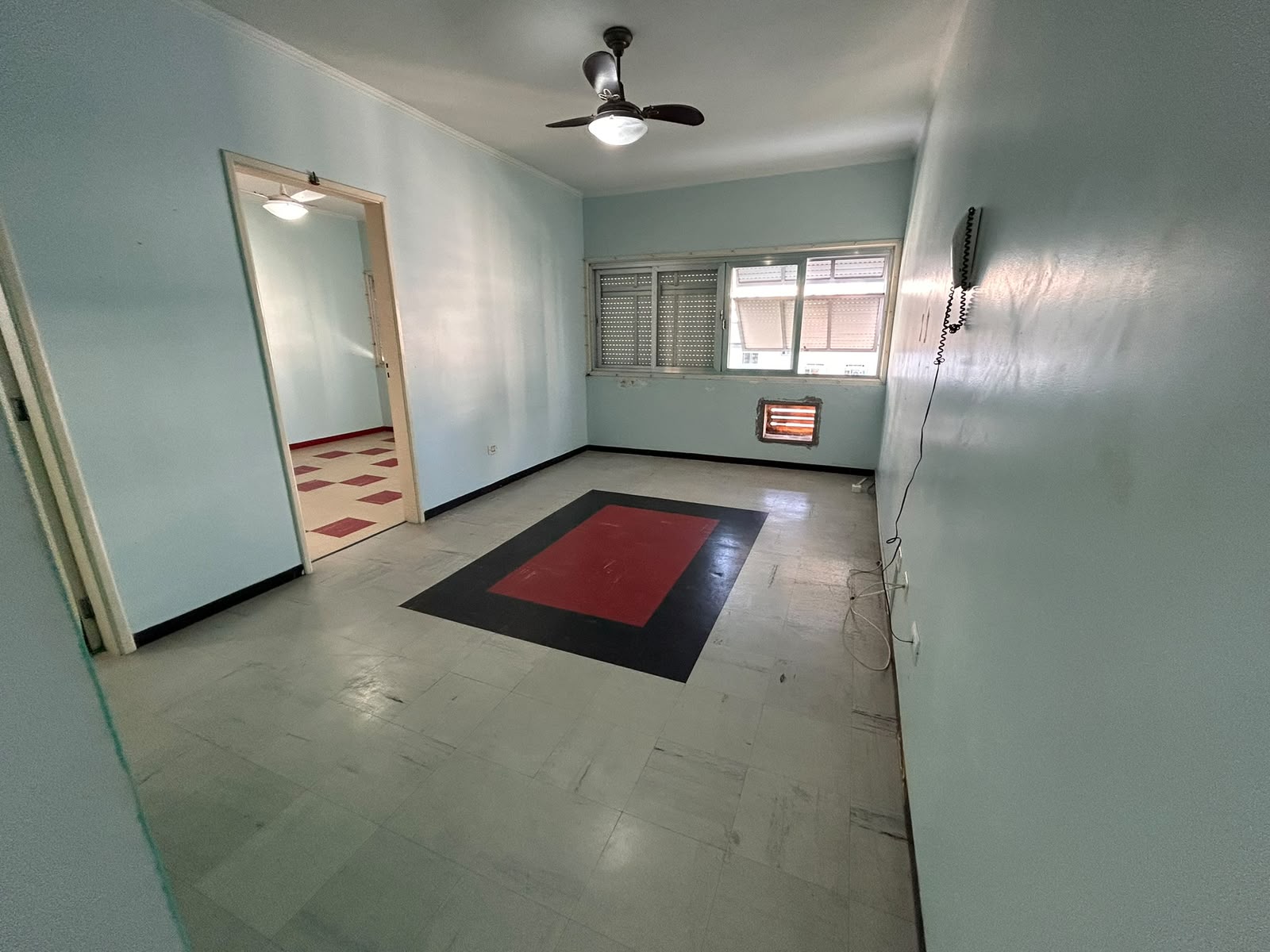 JOSE MENINO- APARTAMENTO 01 DORMITORIO-01 VAGA COLETIVA /MANOBRISTA-PORTARIA E ELEVADOR-PROX PRAIA-REF 2479