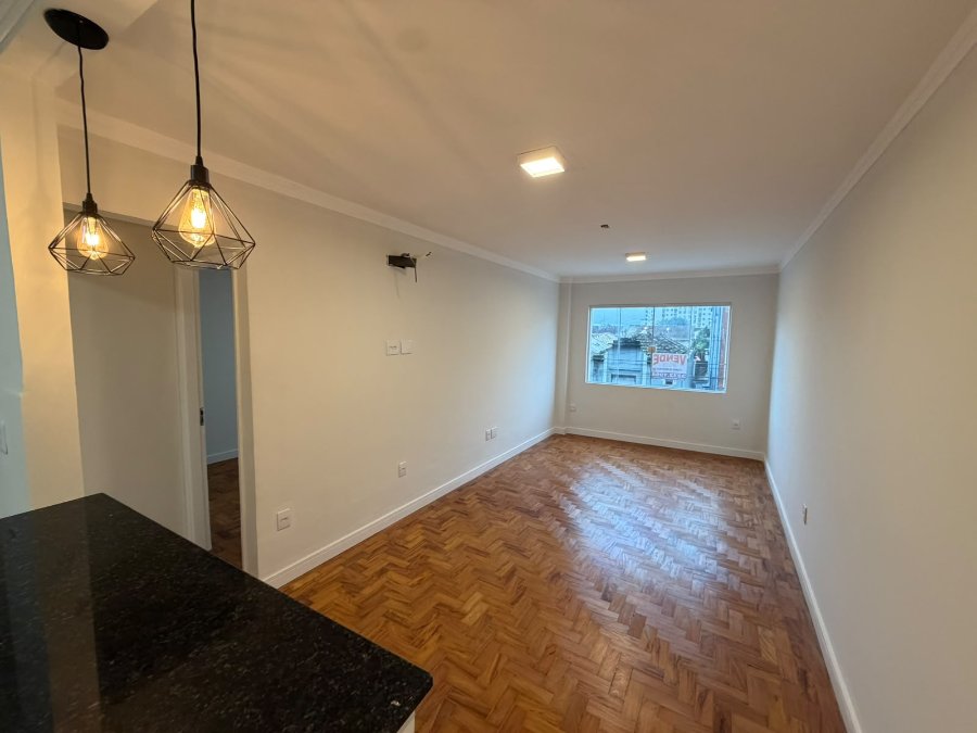 VILA BELMIRO- APARTAMENTO 01 DORMITORIO-REFORMADO- S/GAR REF 2498