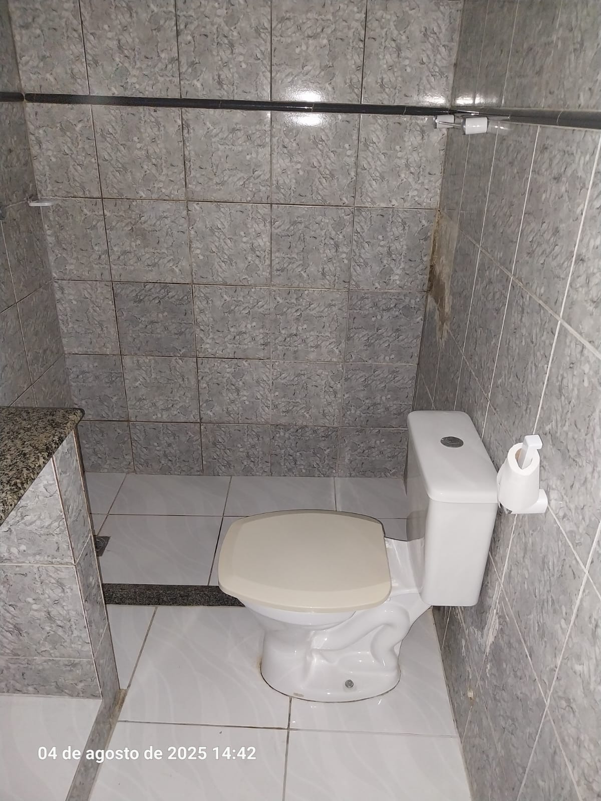 CASA NO BAIRRO ALMERINDA