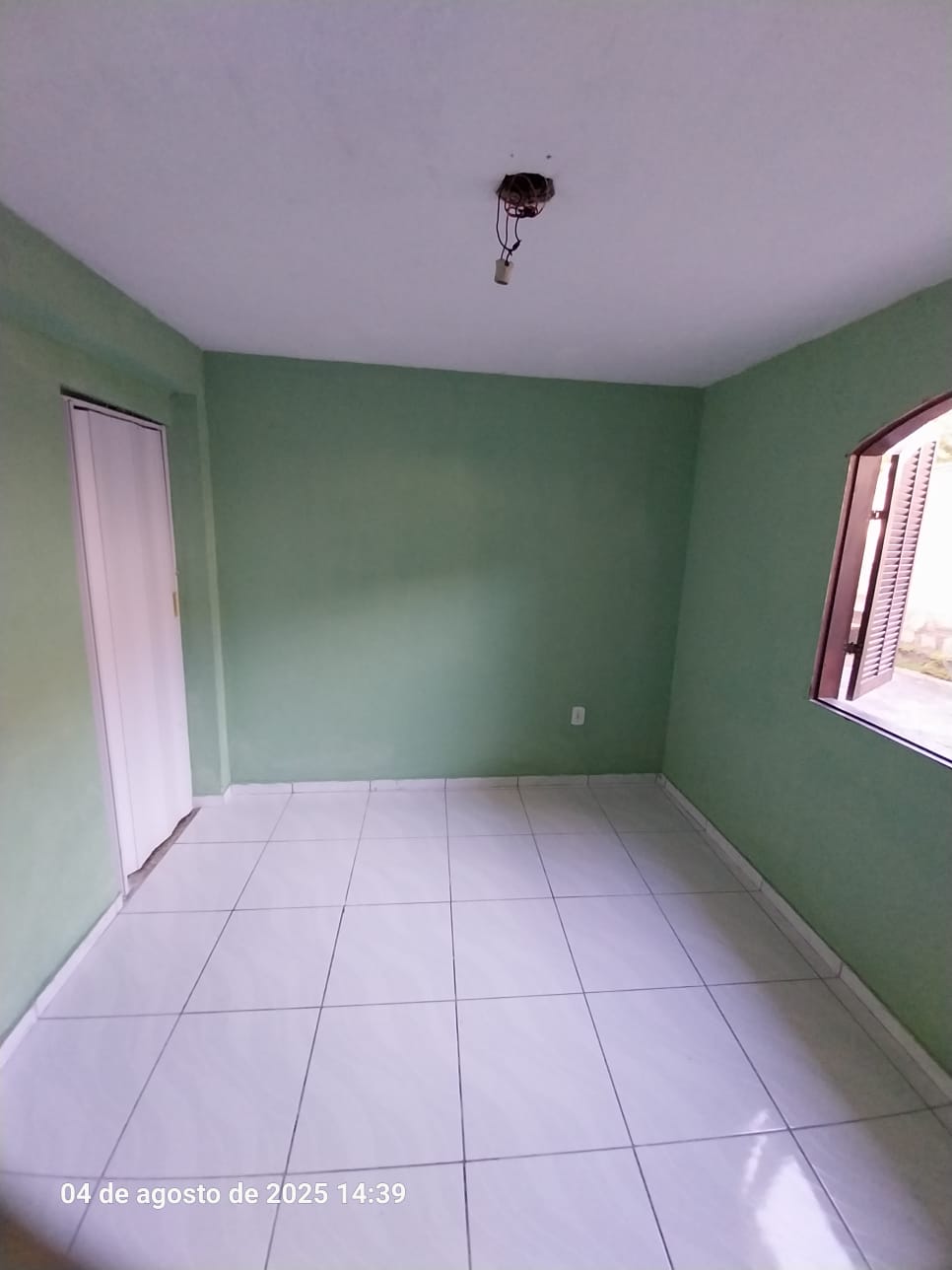 CASA NO BAIRRO ALMERINDA