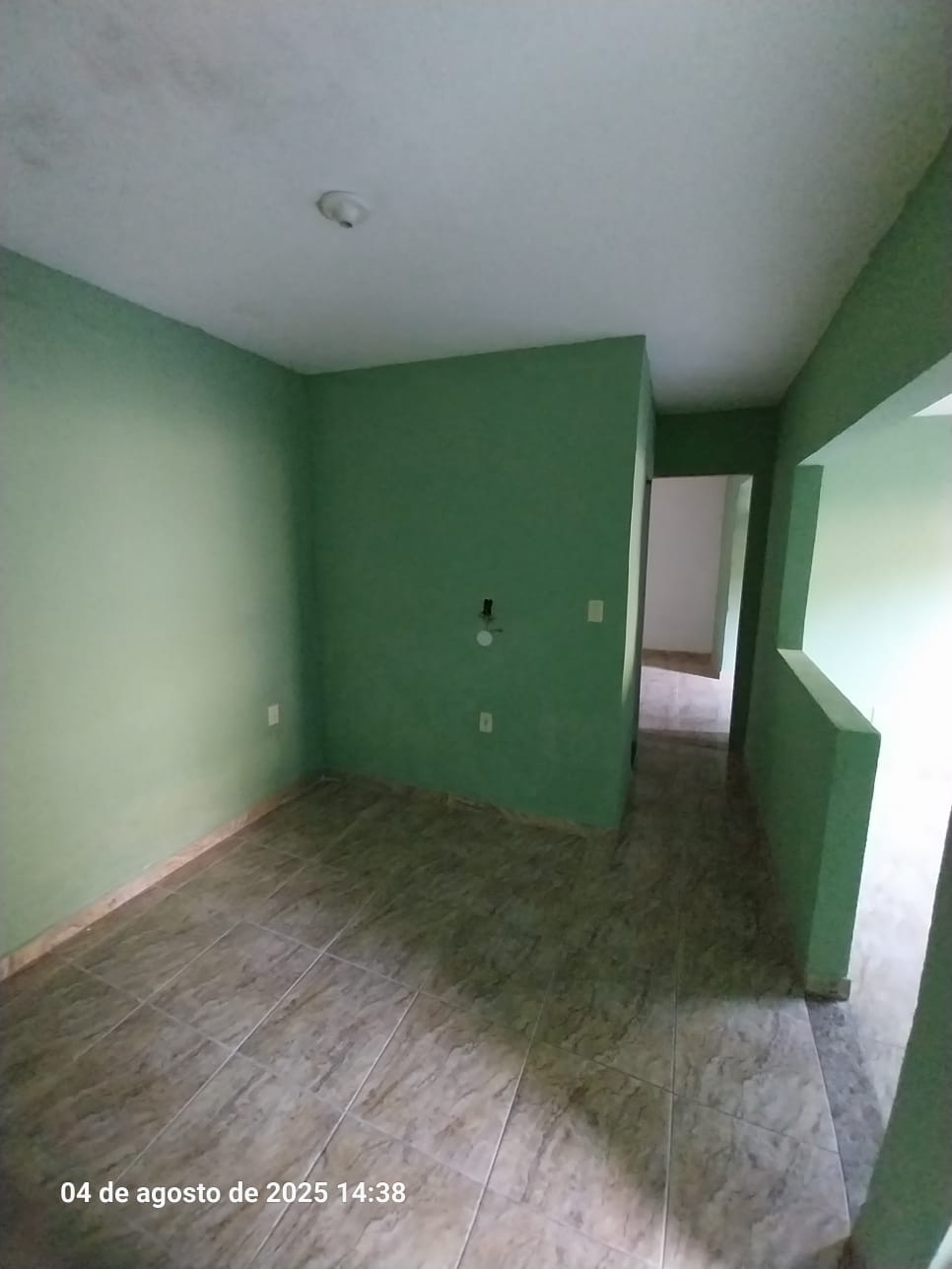 CASA NO BAIRRO ALMERINDA