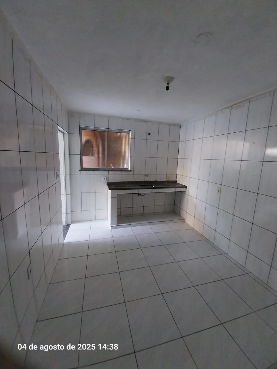 CASA NO BAIRRO ALMERINDA
