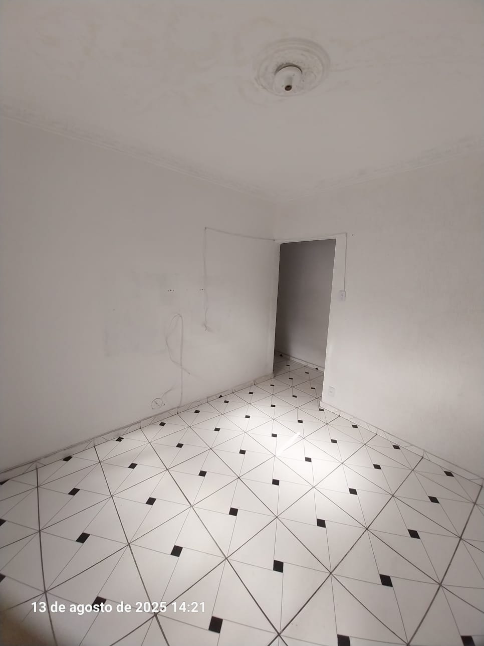 APARTAMENTO NO COLUBANDÊ