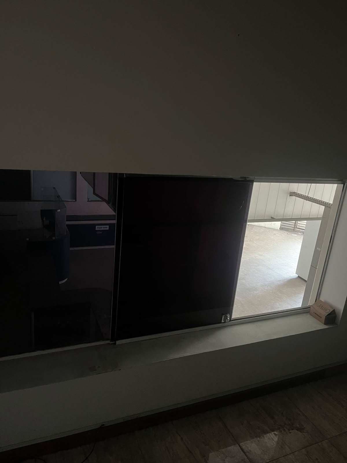 LOJA COMERCIAL COM 500M² E COM 200 METROS DE ESTOQUE