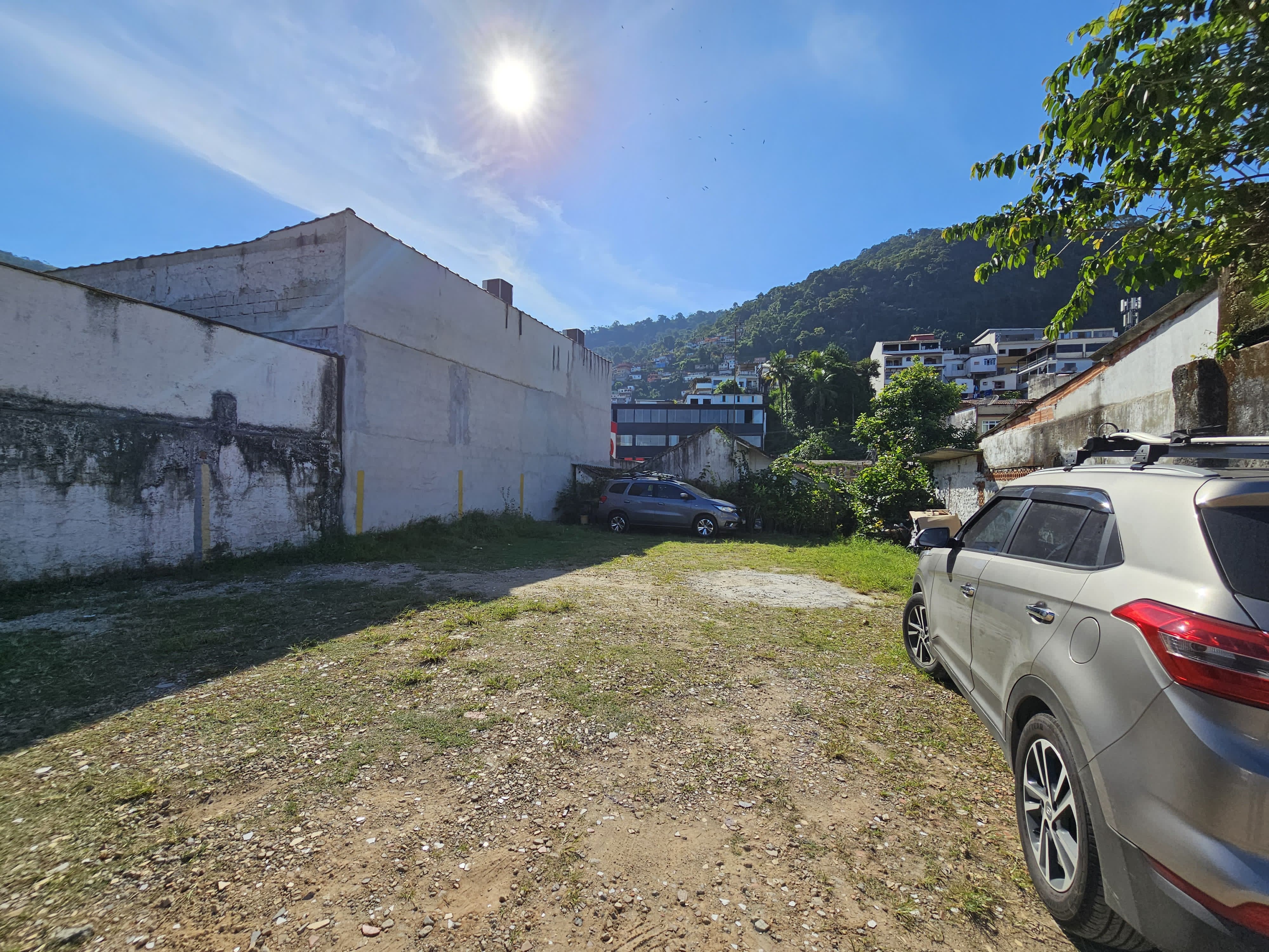 Propriedade única a venda no Centro de Angra dos Reis/RJ