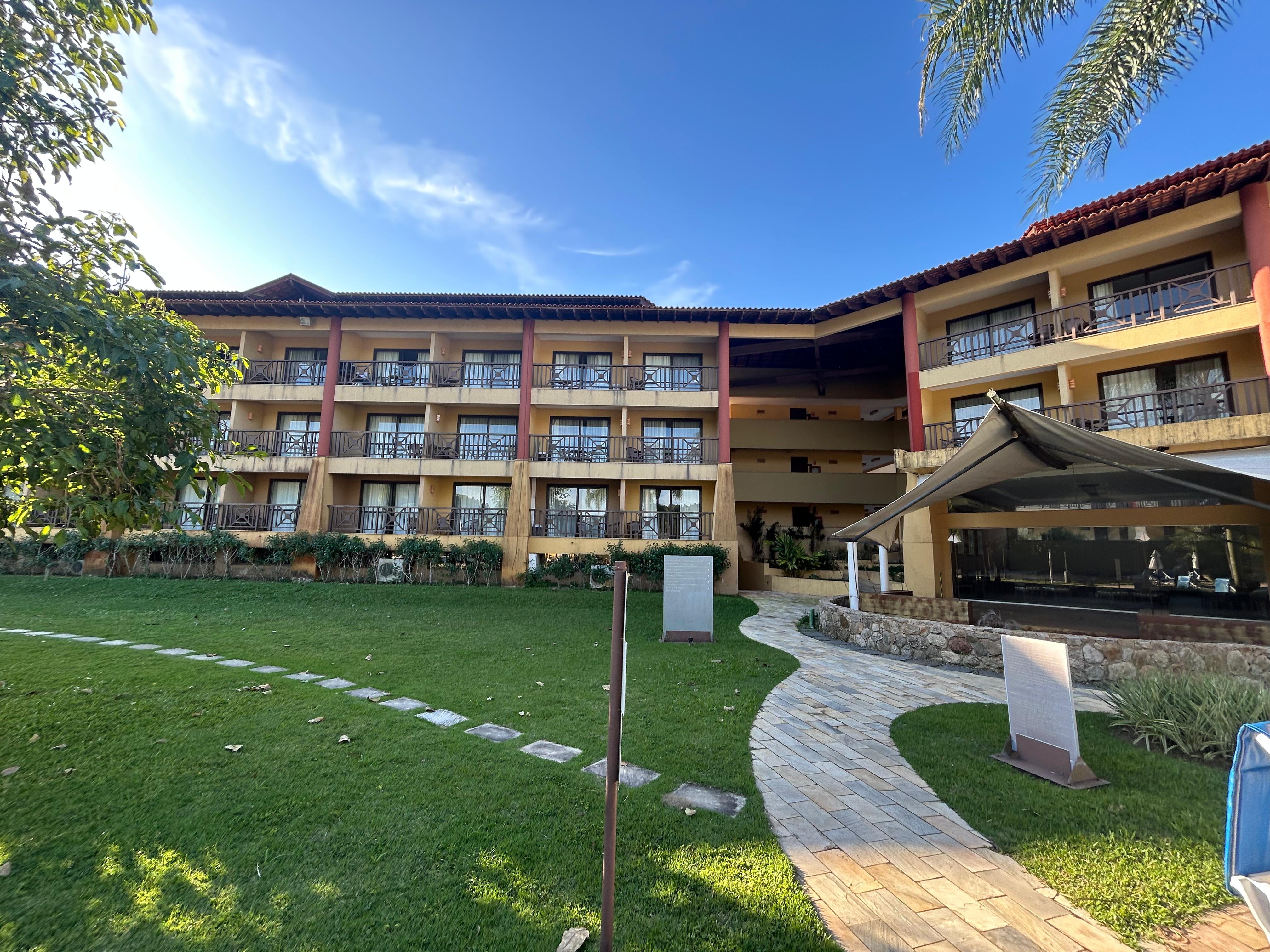 Excelente Flat para venda no Condomínio Marina Costabella - Angra dos Reis/RJ