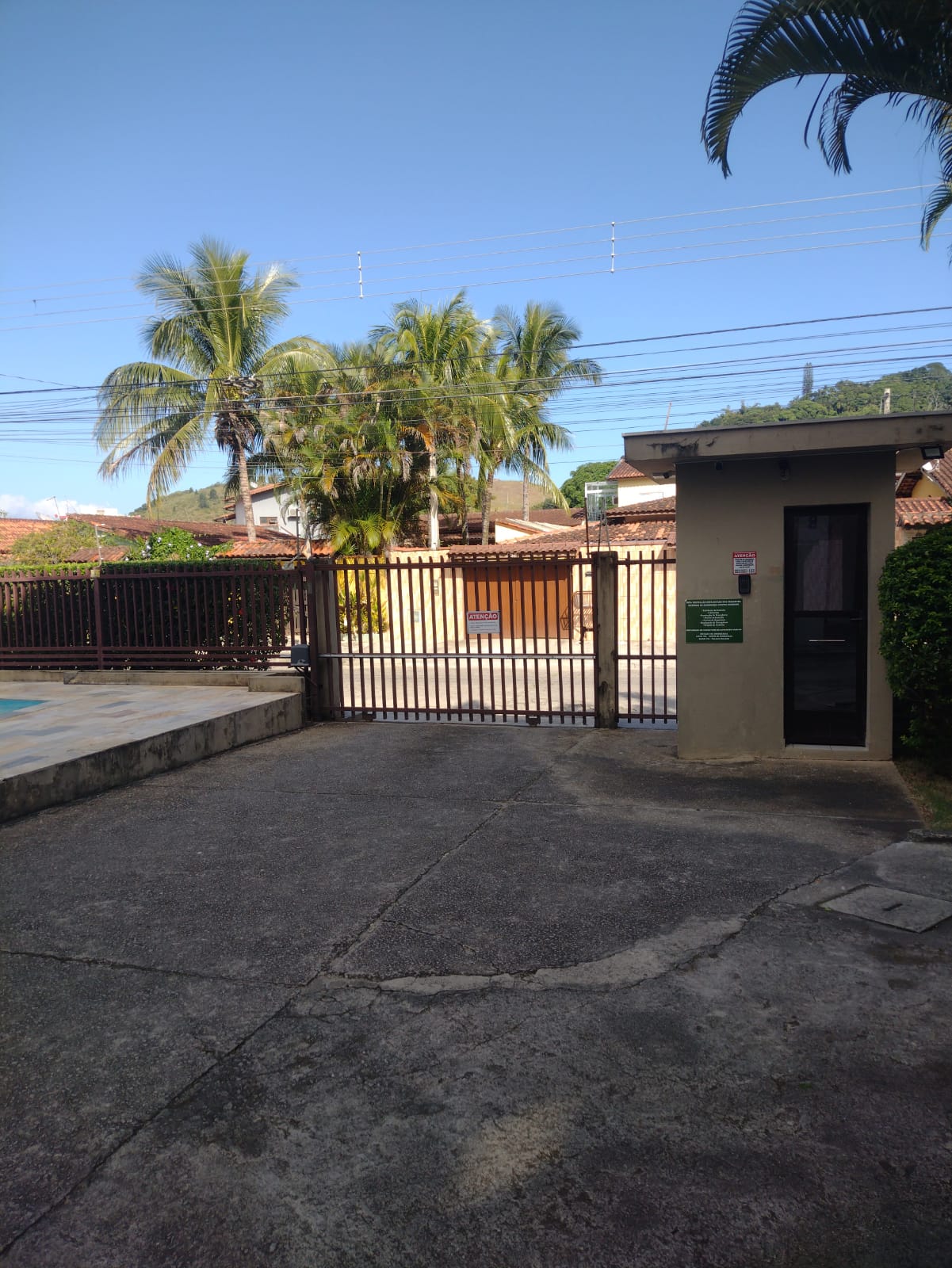 apto 2 dormitórios a 700 metros da praia Martin de sa