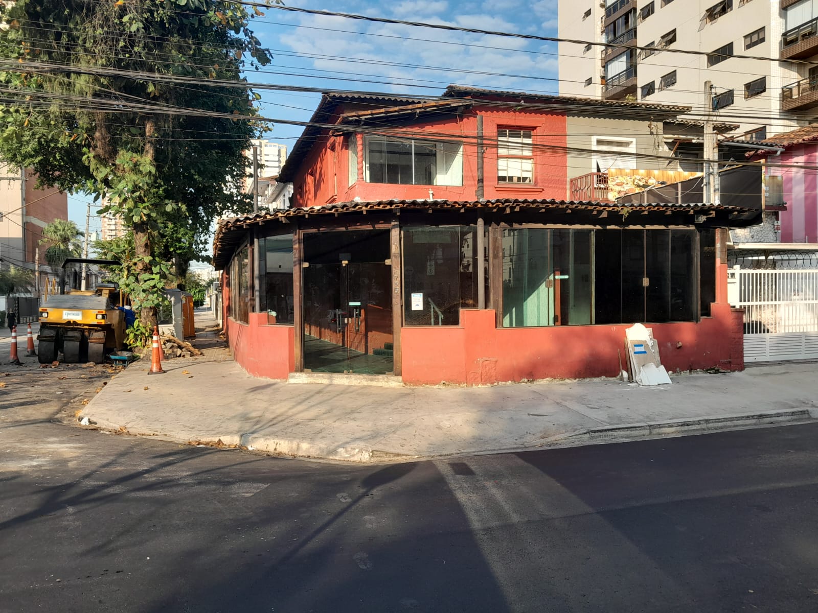 Casa - Venda, Campo Grande, Santos, SP