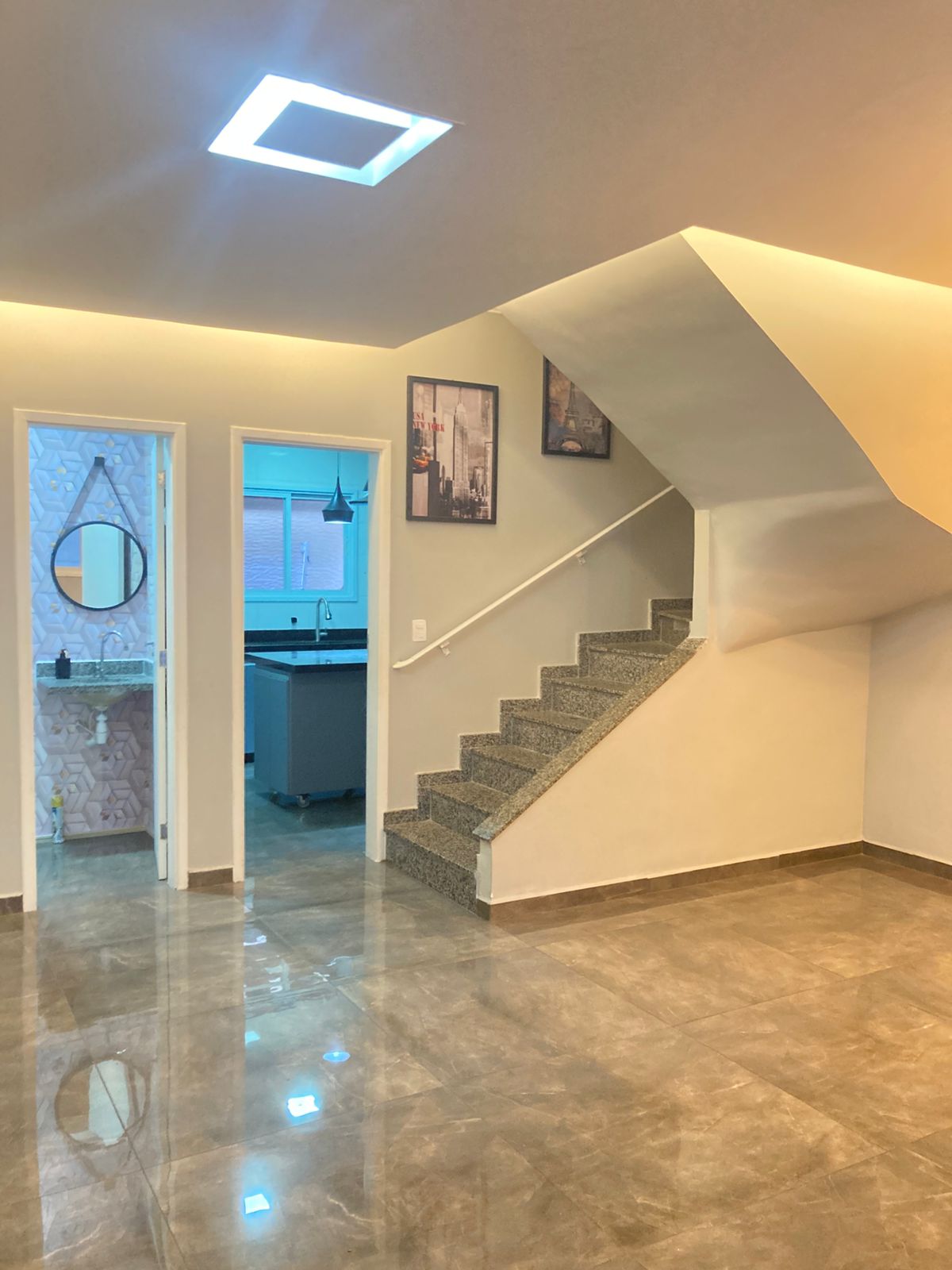 Casa - Venda, Campo Grande, Santos, SP