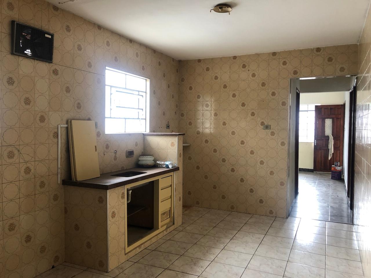 CASA PARA DEMOLIÇÃO- NO JARDIM ISMÊNIA