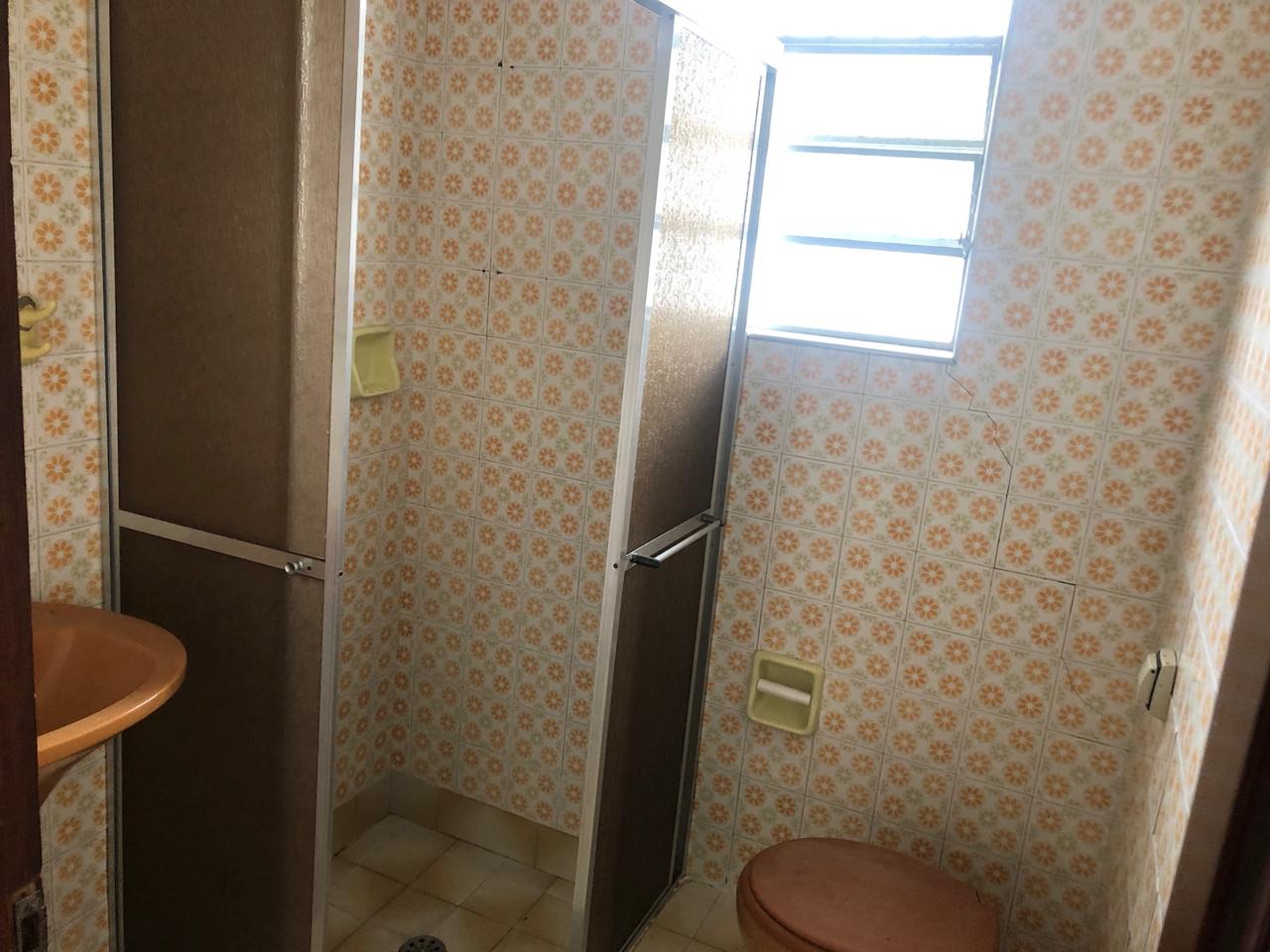 CASA PARA DEMOLIÇÃO- NO JARDIM ISMÊNIA