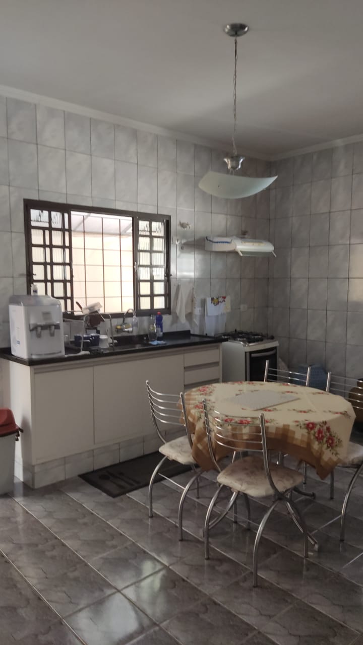 SOBRADO A VENDA NO MONTE CASTELO-ZONA LESTE