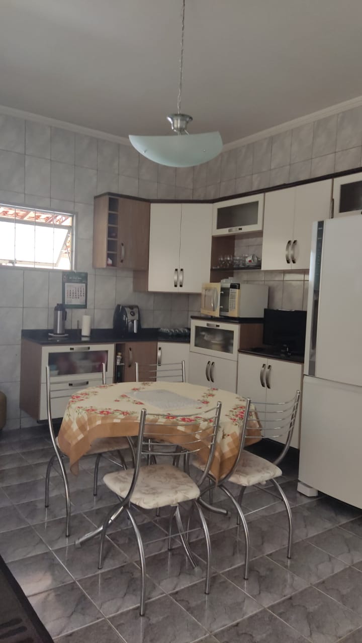 SOBRADO A VENDA NO MONTE CASTELO-ZONA LESTE