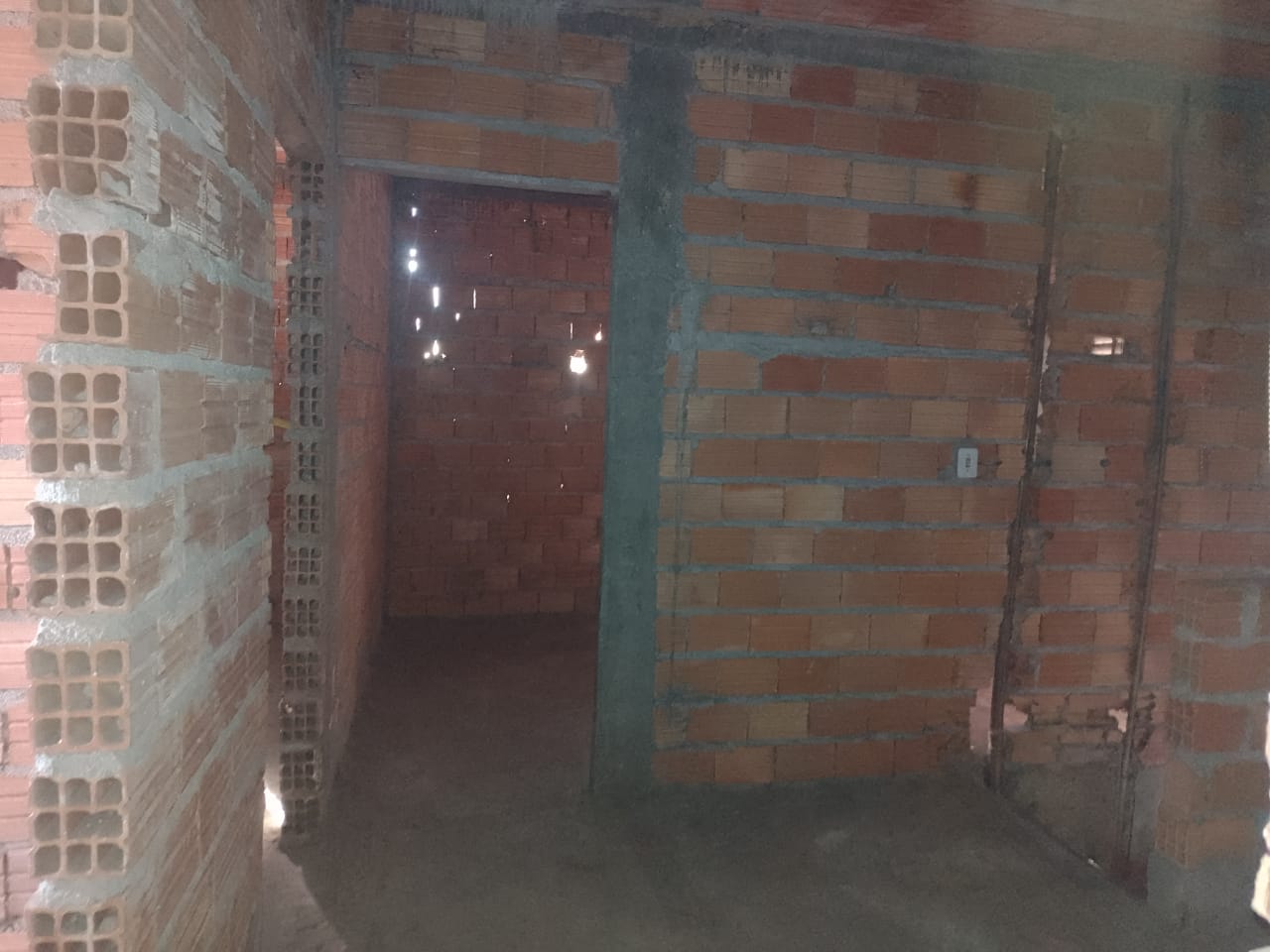 SOBRADO Á VENDA NO JARDIM NOVA DETROIT