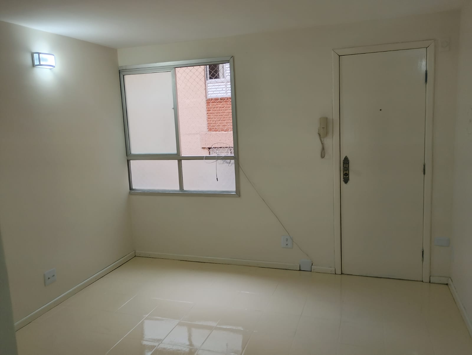 APARTAMENTO Á VENDA NO JARDIM SATÉLITE - ZONA SUL / SJC