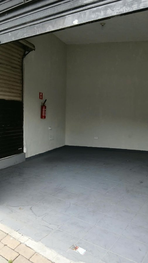 PONTO COMERCIAL NO MONTE CASTELO