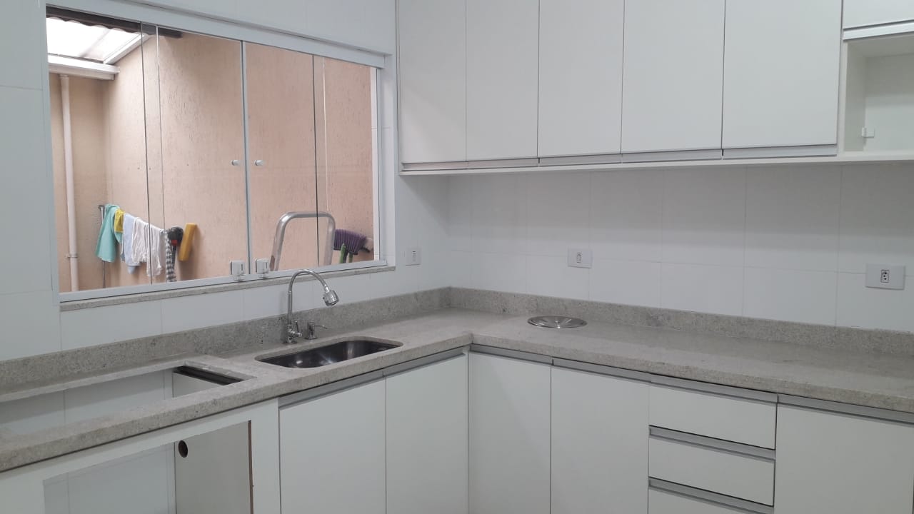 Imóvel em Condomínio 2  Quartos, Móveis Planejados e Cozinha Completa!