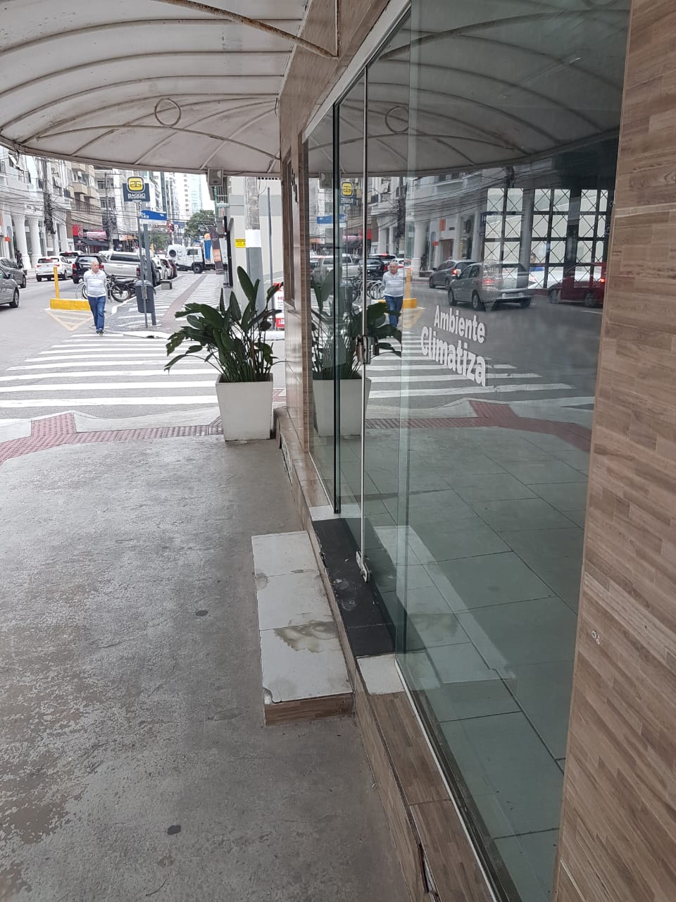 salas comerciais prontos - Locação, Centro, Balneário Camboriú, SC