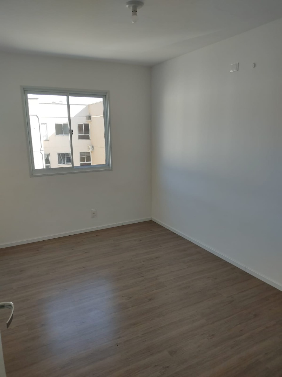 Excelente Apto a venda, com Acabamento Superior que foi entregue pela construtora!!  Porcelanato de 1⁰ linha cozinha e banheiro, com móveis planejados por uma das empresas mais conceituadas no ramo moveleiro. 
